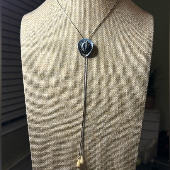 Jewelry - Cowboy Hat Bolo Tie Slider Necklace